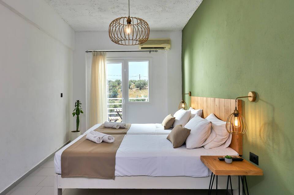 Charm Hotel 3