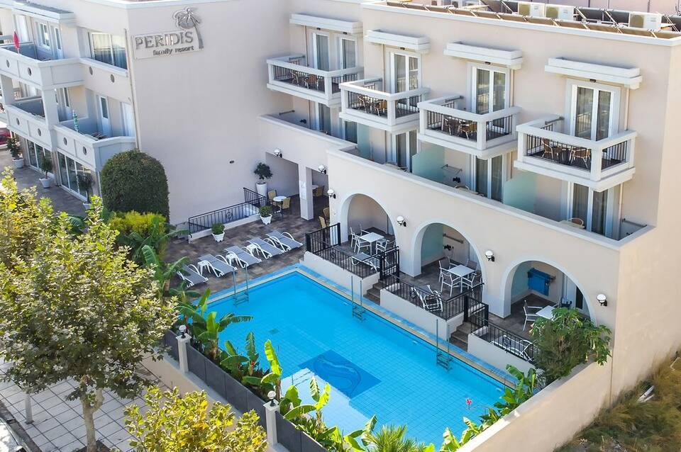 Peridis Family Resort 2