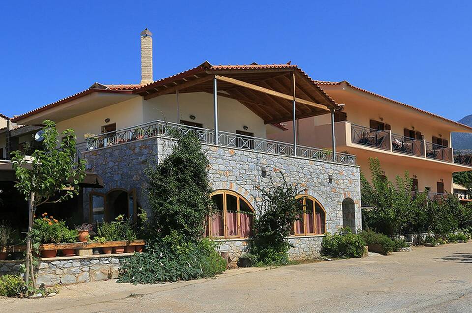 Xenios Apartments 1