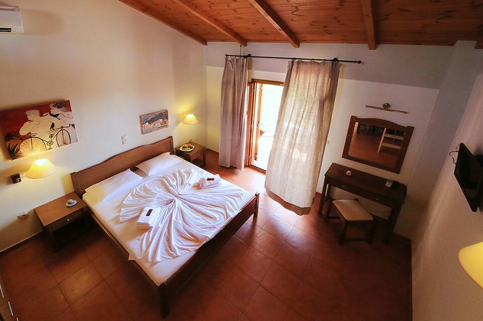 Xenios Apartments 5