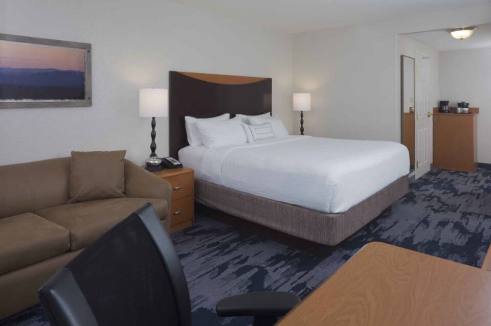 Fairfield Inn & Suites Lake Buena Vista 2