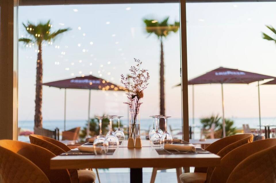 AMR Hotel - Durres 5
