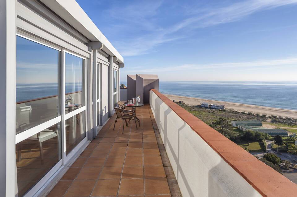 Alvor Atlântico Beach Aparthotel 5