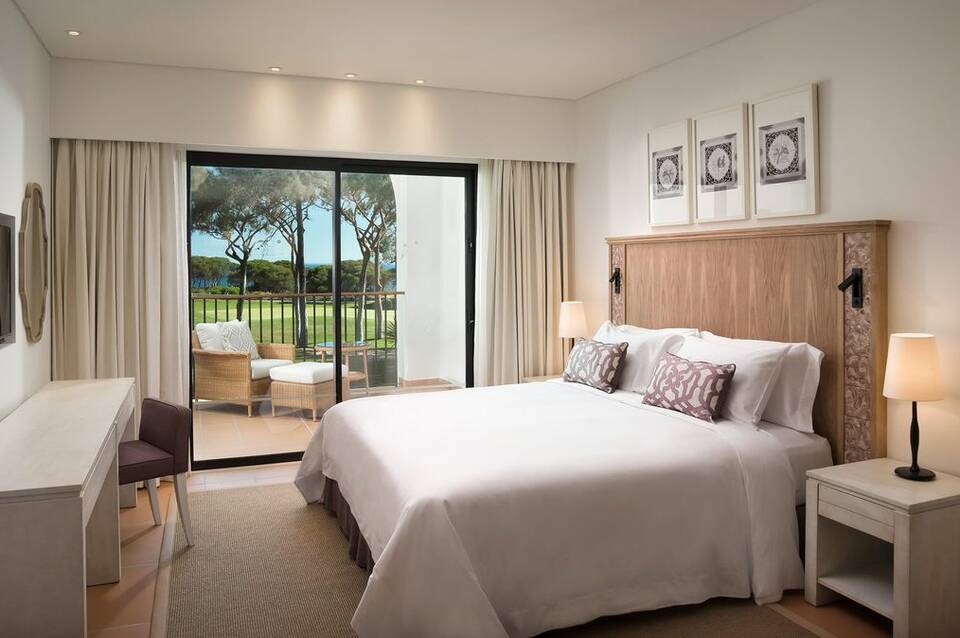 Pine Cliffs Ocean Suites A Luxury Collection Resort & Spa 4