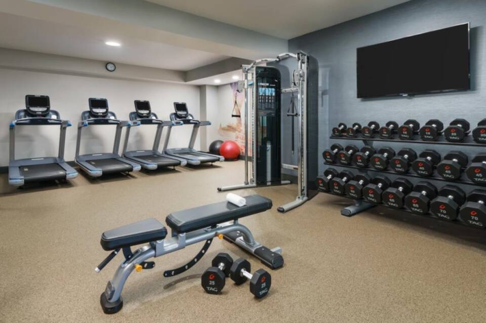 DoubleTree By Hilton Hotel Orlando Airport 3