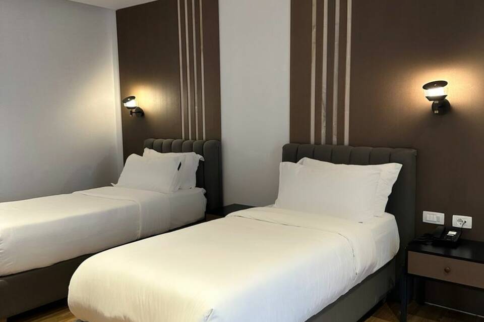 Klajdi Resort 4