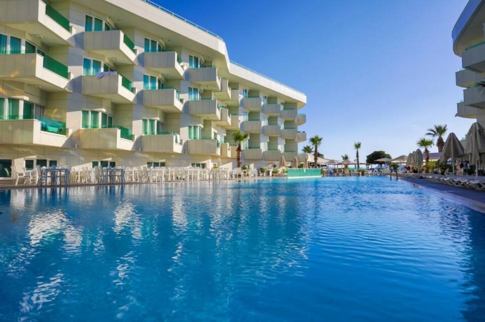Dragut Point South 4