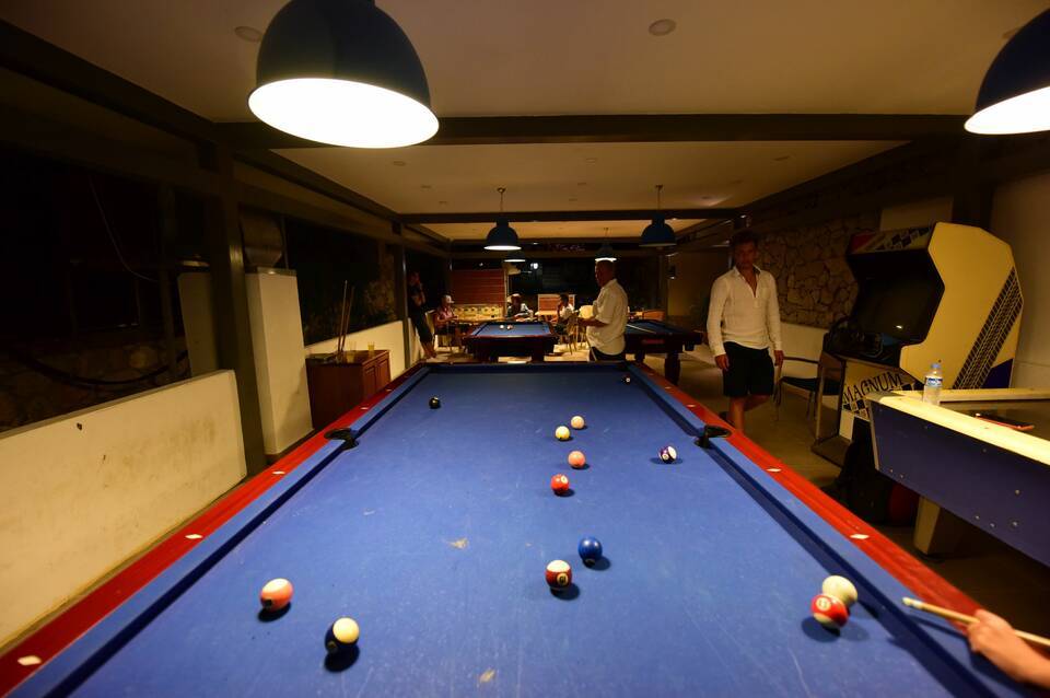 Perdikia Hill Family Resort & Villas 4