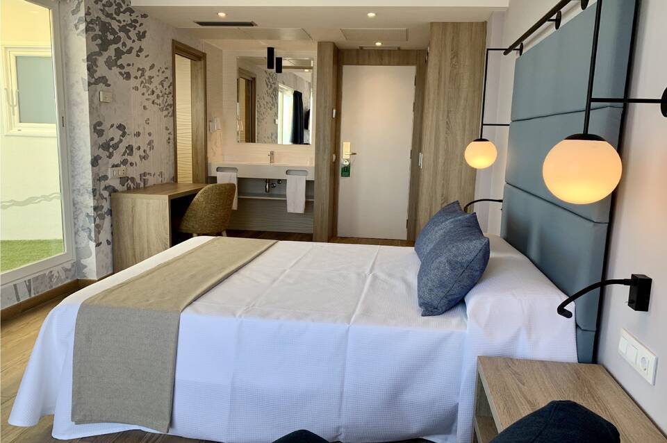 Mar Blau Hotel 4