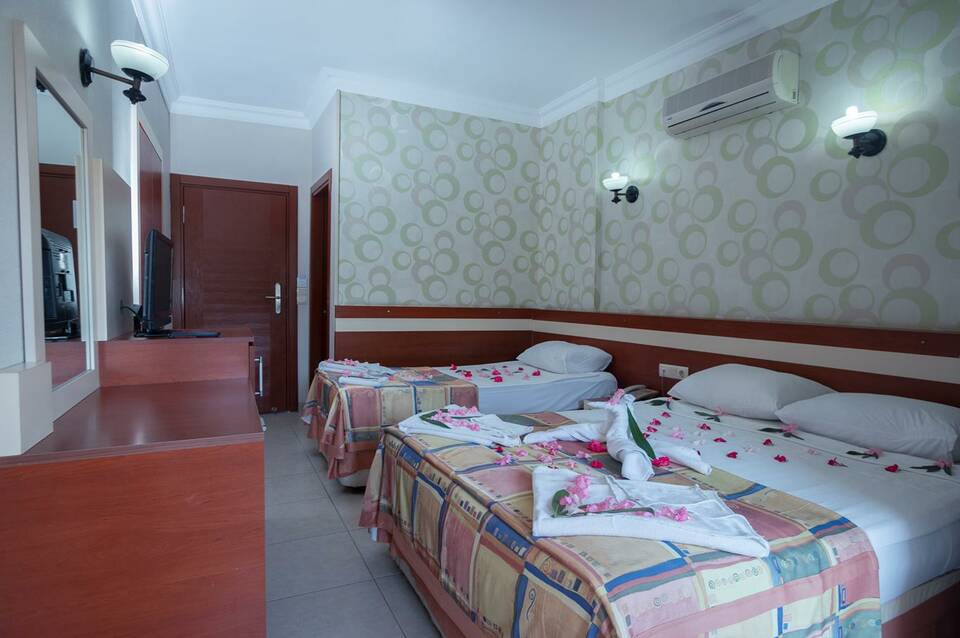 Simply Fine Hotel Alize 1
