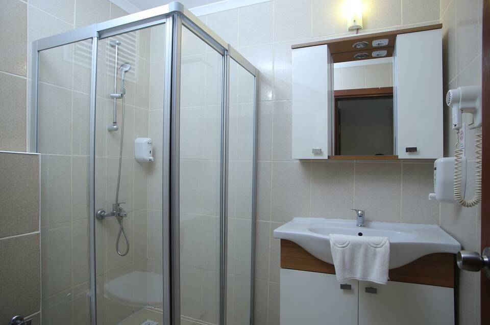 Simply Fine Hotel Alize 4
