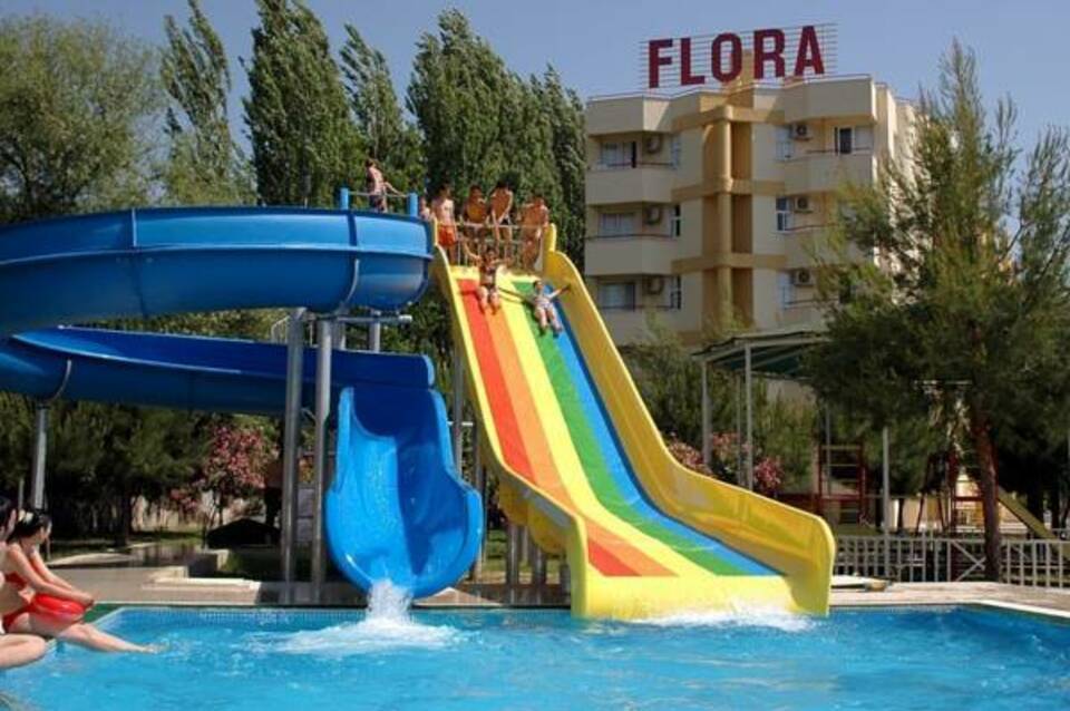 Flora Suites Hotel 1