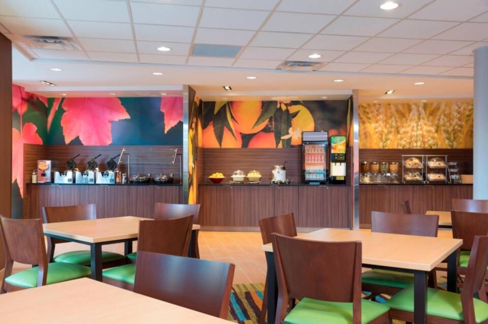 Fairfield Inn & Suites Orlando Kissimmee/Celebration 5