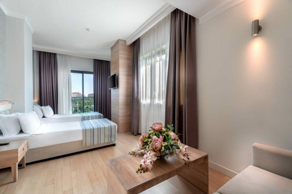 Orfeus Queen Hotel 3