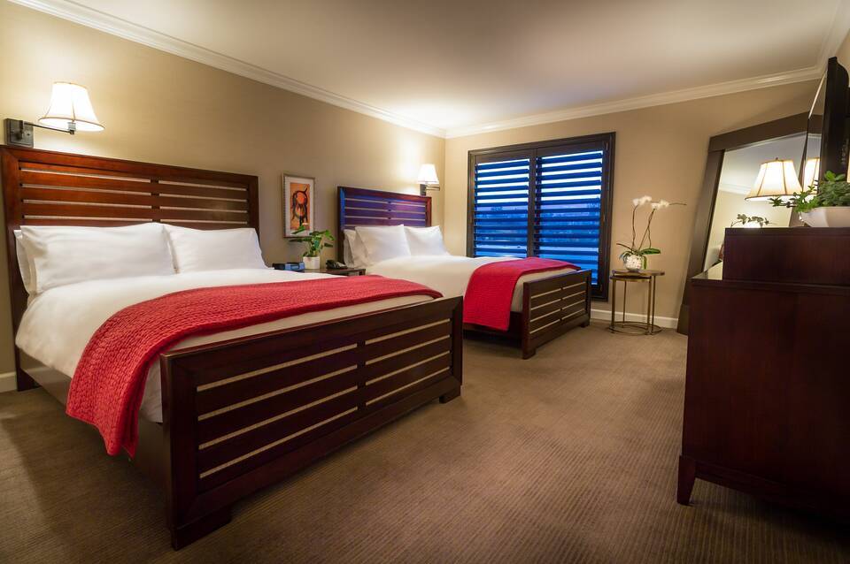 The Grand Hotel Silicon Valley 3