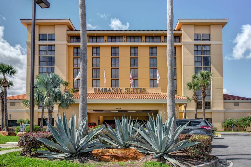 Embassy Suites by Hilton Orlando International Drive Convention Center 5