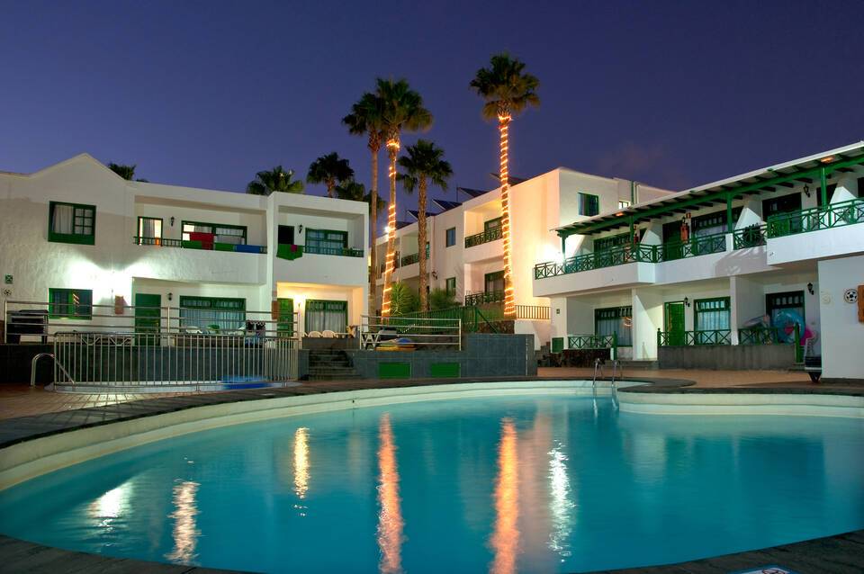 Apartamentos Elena 3