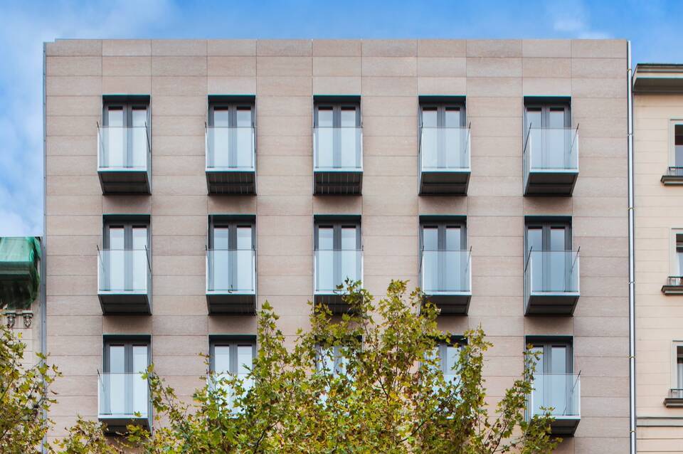 Catalonia Square Hotel 1