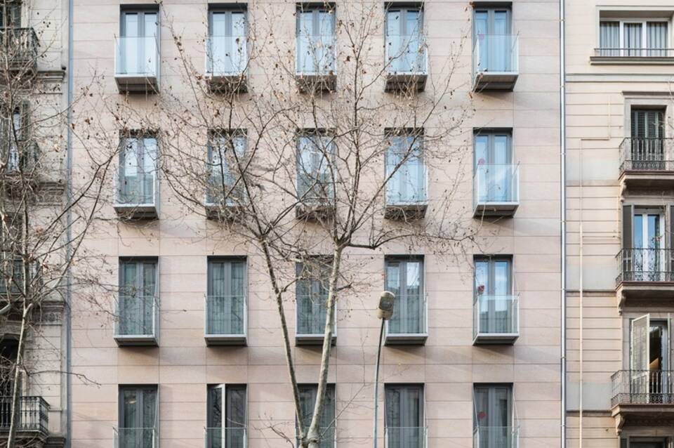 Catalonia Square Hotel 3