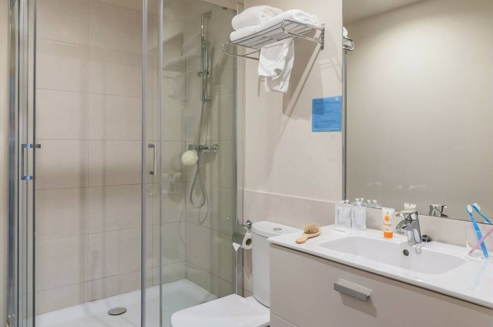 Pierre & Vacances Apartamentos Barcelona Sants 5