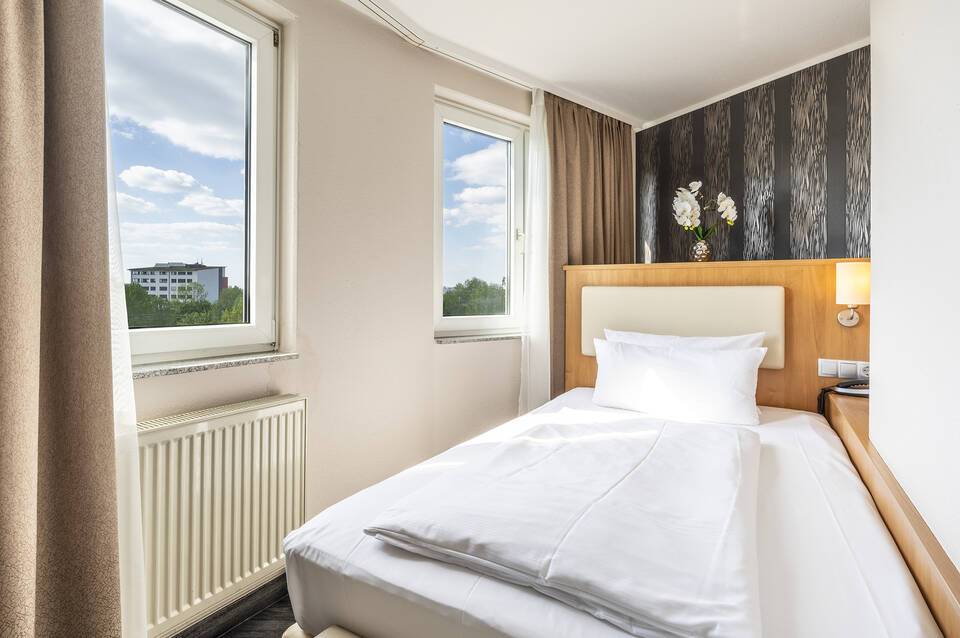 PLAZA INN Stuttgart Airport Messe 5