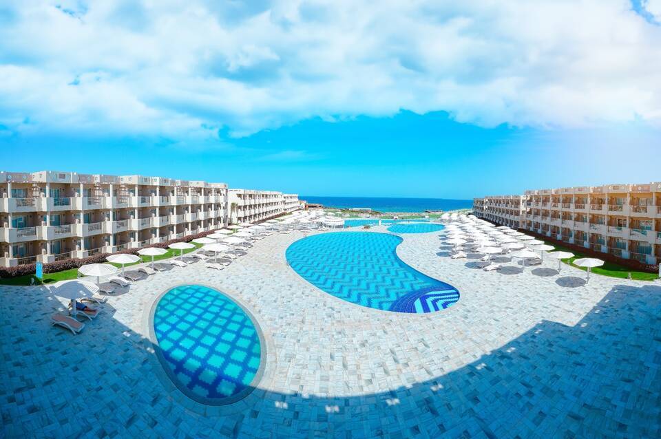 Sirena Beach Resort & Spa 4