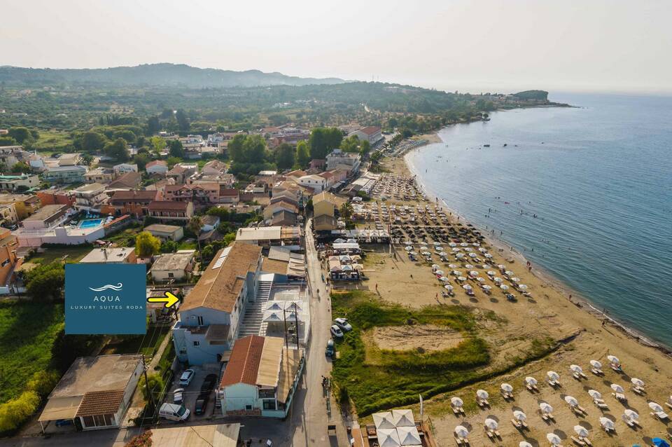 Aqua Luxury Suites 3
