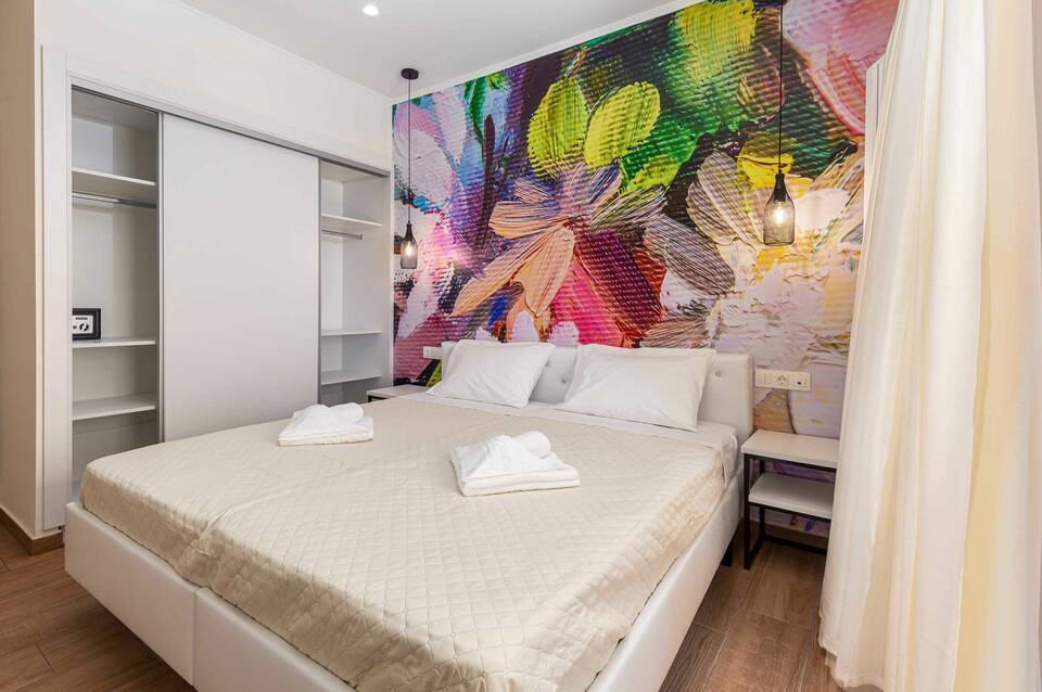 Aqua Luxury Suites 4