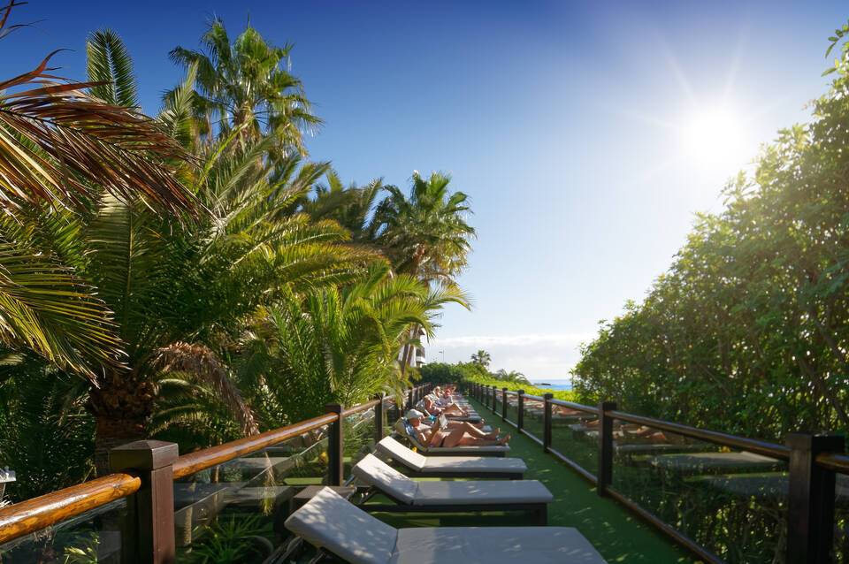 Hotel Parque Tropical 5