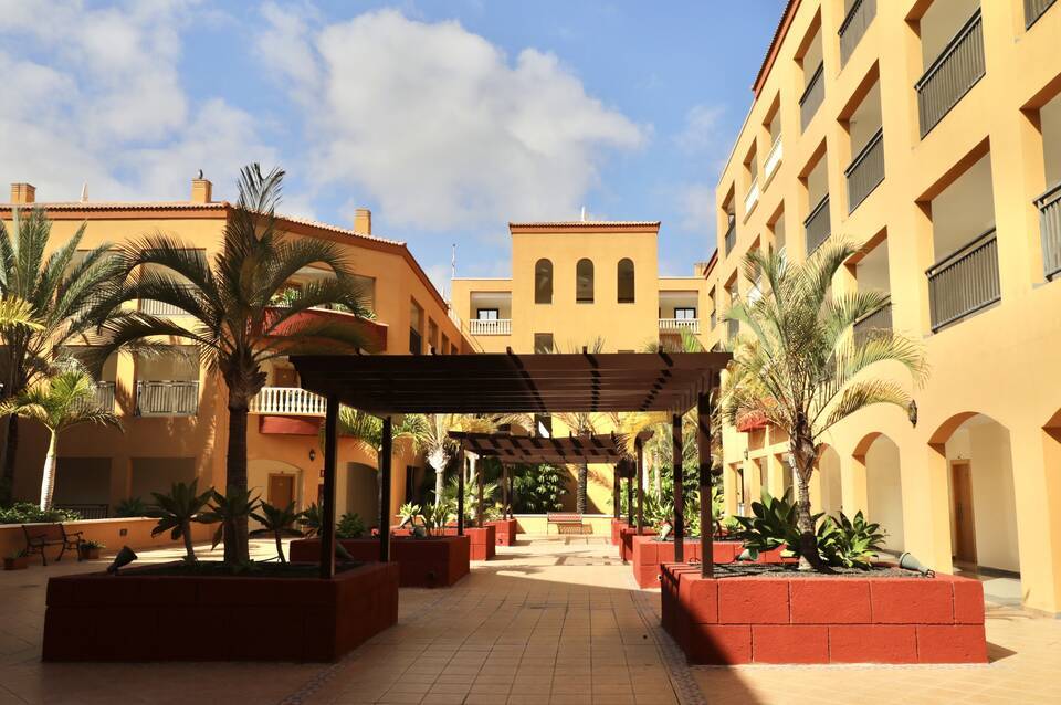 Grand Muthu Golf Plaza Hotel & Spa 1