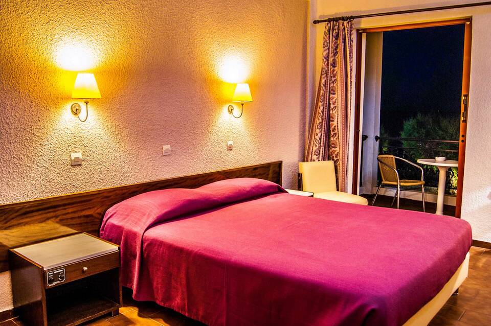 Iliessa Beach Hotel by GHH 5