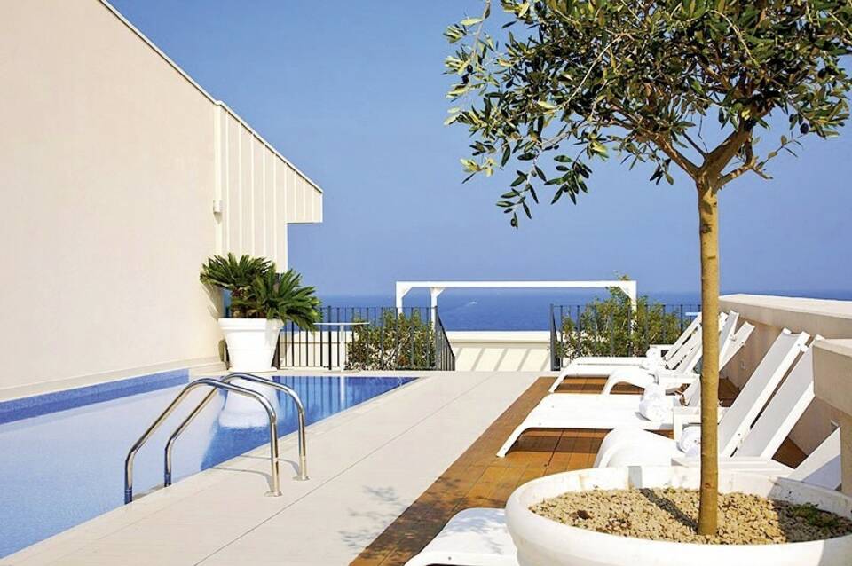 JR Hotels Bari Grande Albergo delle Nazioni 1