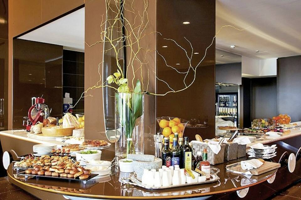 JR Hotels Bari Grande Albergo delle Nazioni 3