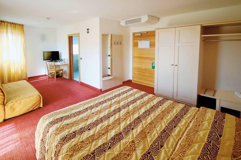 NatureBio Hotel Elite 4