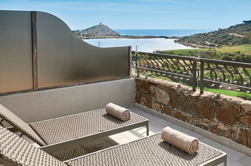 Conrad Chia Laguna Sardinia 1