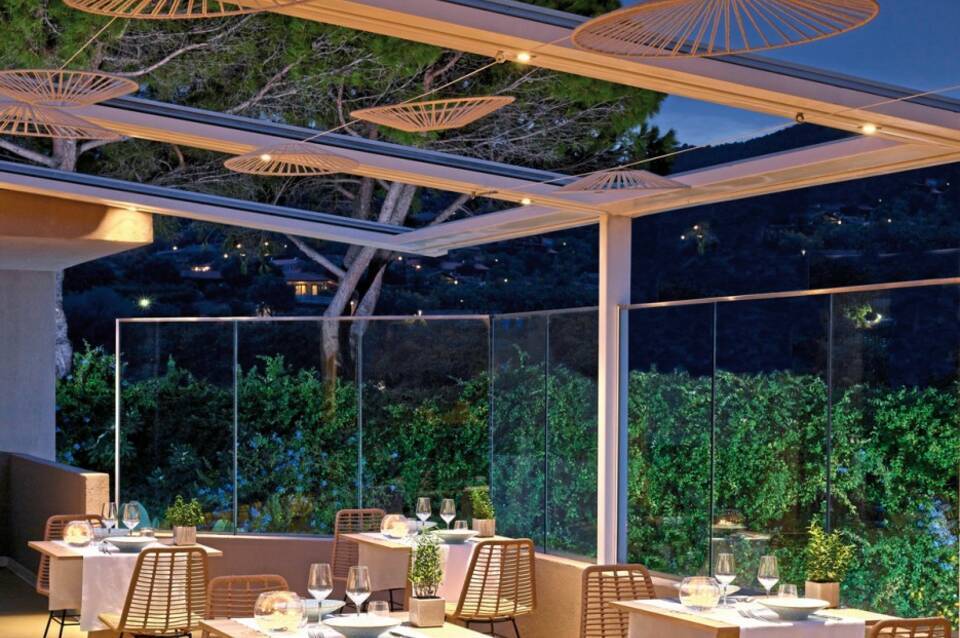 Baia di Chia Resort Sardinia, Curio Collection by Hilton 1