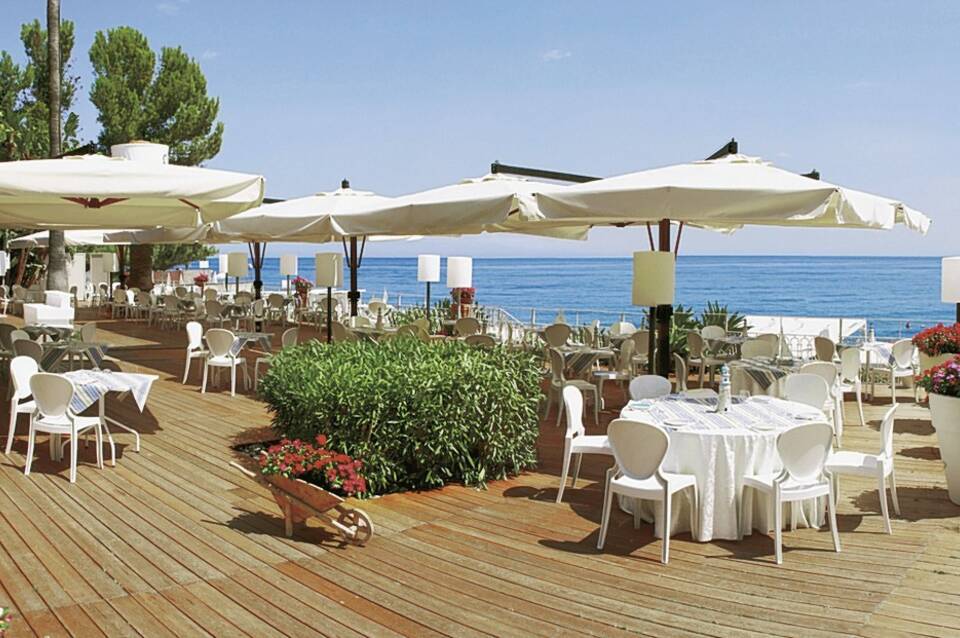 Hotel Caparena Taormina 2