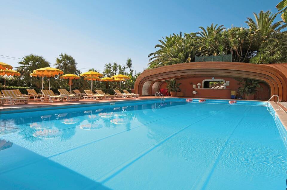 Hotel Caparena Taormina 3