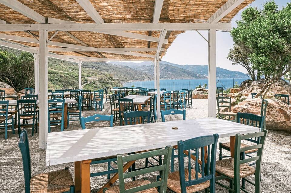 Mangia's Pollina Resort 3