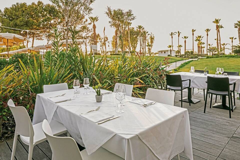 Mangia's Himera Resort 5