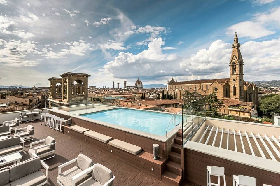 Plaza Hotel Lucchesi 4