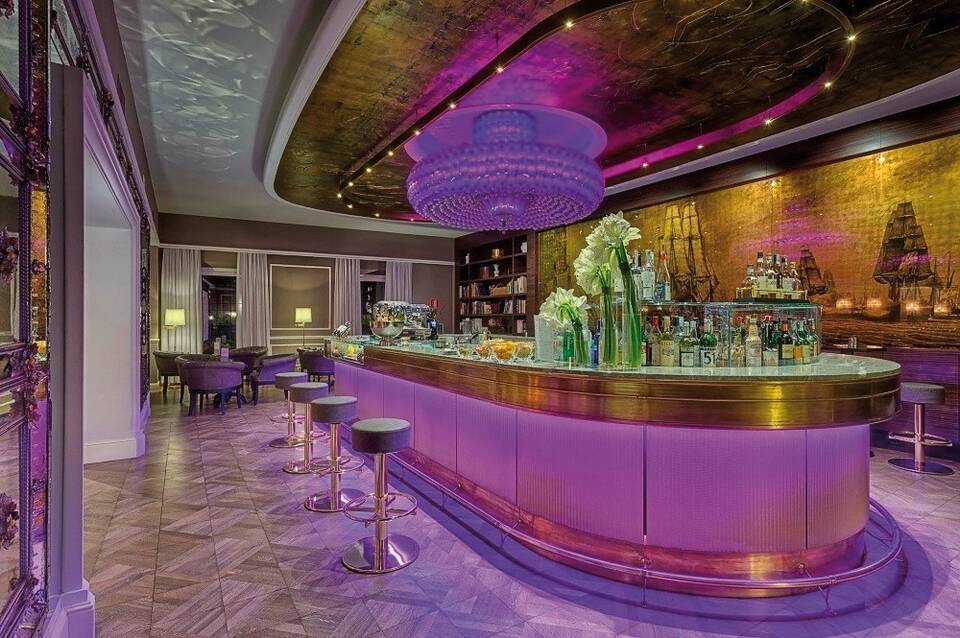Plaza Hotel Lucchesi 5