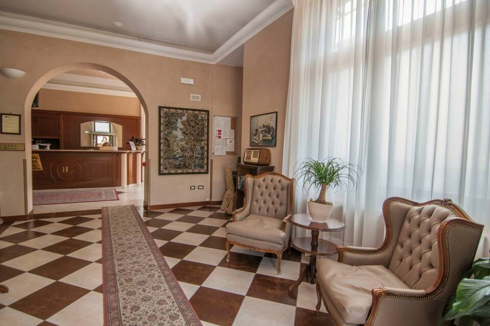 Hotel Flora Stresa 3