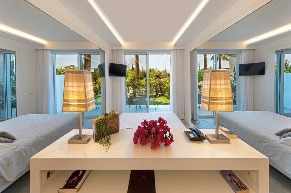 Hotel Alpha Sorrento Coast 2