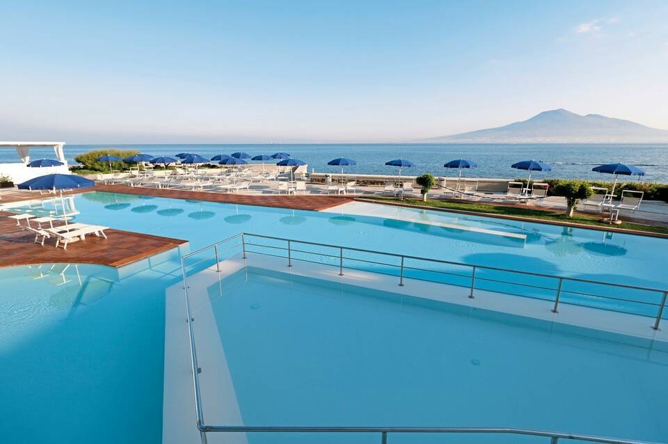 Towers Hotel Stabiae Sorrento Coast 2