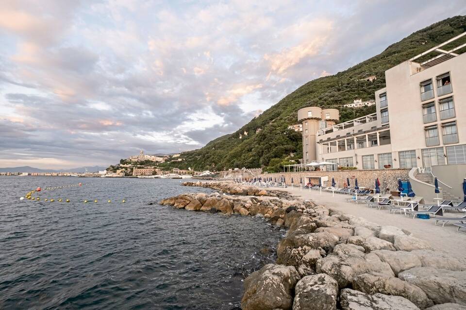 Towers Hotel Stabiae Sorrento Coast 3