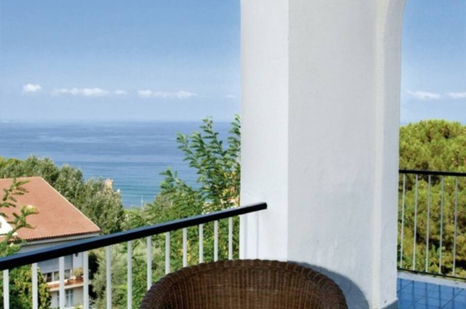 Garden Riviera 1