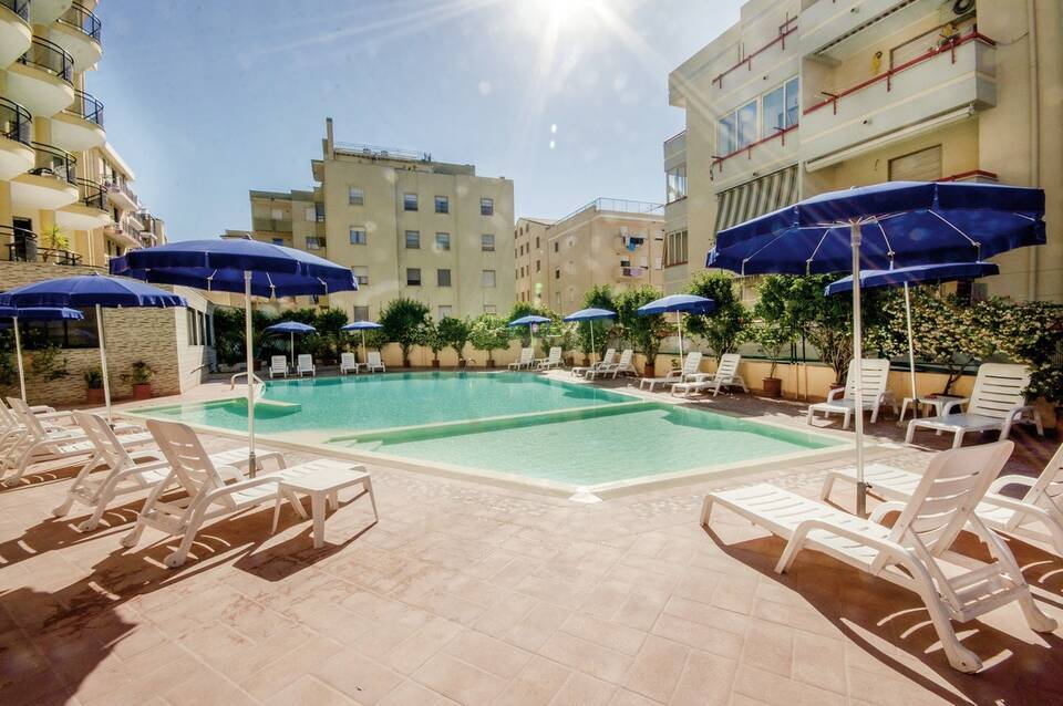 Rina Hotel 2