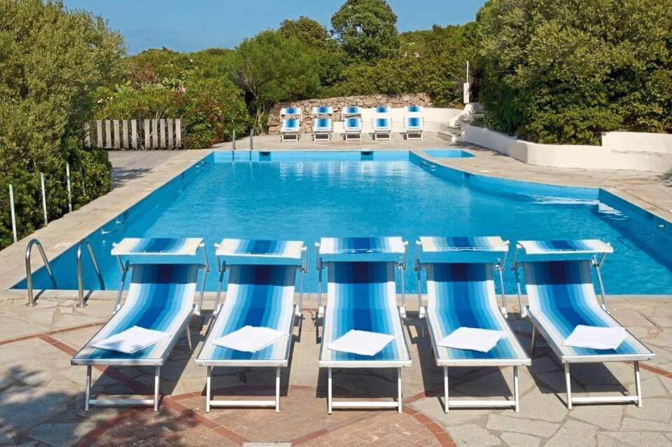 Aparthotel Lu Nibareddu 5