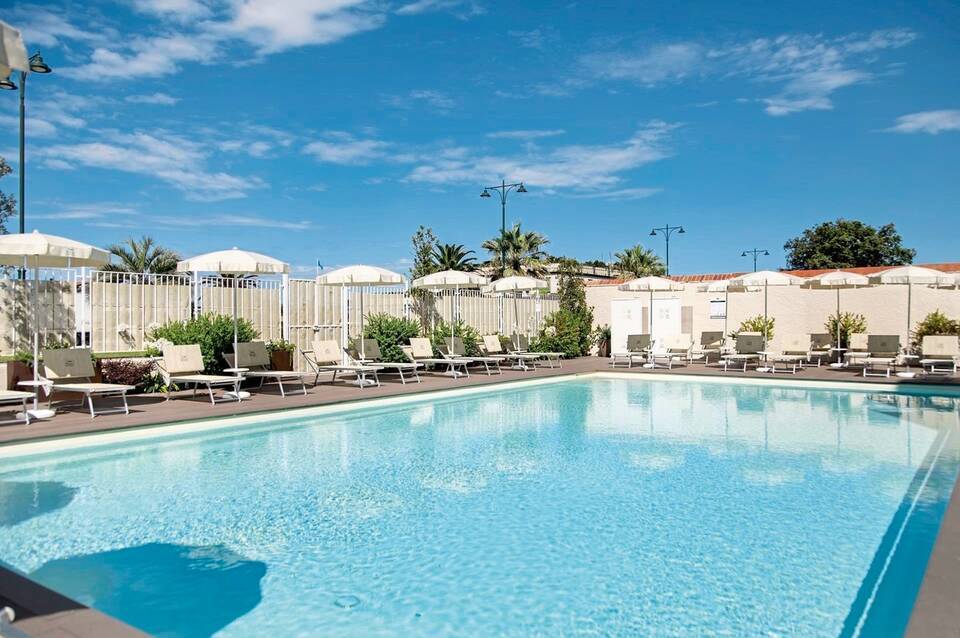 Grand Hotel 1